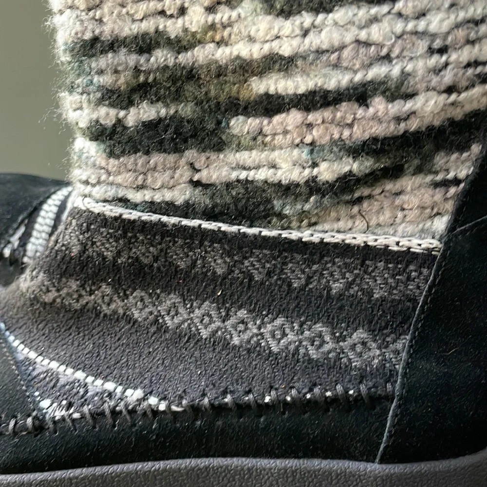 Toms Nepal Black Suede Textile Womens Boots